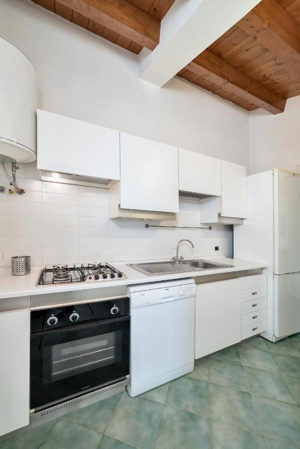 Archimede, Appartamento Con Vista In Centro A Marina Di Ragusa Marina di Ragusa Exterior foto