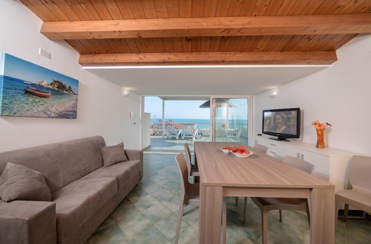 Archimede, Appartamento Con Vista In Centro A Marina Di Ragusa Marina di Ragusa Exterior foto