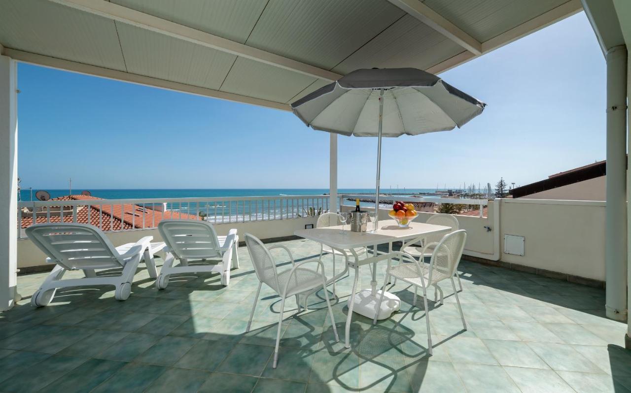 Archimede, Appartamento Con Vista In Centro A Marina Di Ragusa Marina di Ragusa Exterior foto