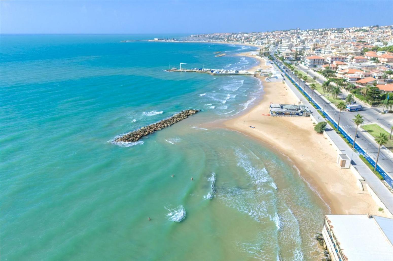 Archimede, Appartamento Con Vista In Centro A Marina Di Ragusa Marina di Ragusa Exterior foto